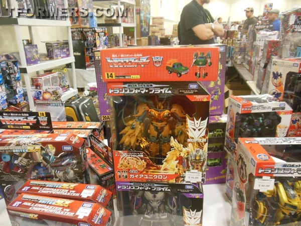 BotCon 2013   The Transformers Convention Dealer Room Image Gallery   OVER 500 Images  (251 of 582)